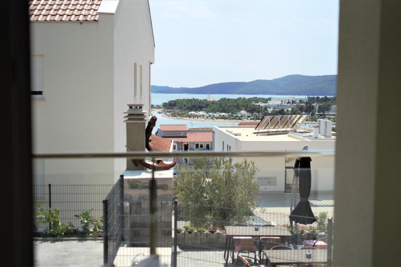 Villa M - Your Business & Holiday Apartment In Σίμπενικ Εξωτερικό φωτογραφία