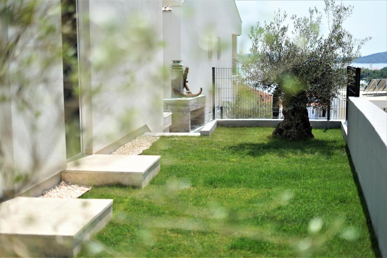 Villa M - Your Business & Holiday Apartment In Σίμπενικ Εξωτερικό φωτογραφία