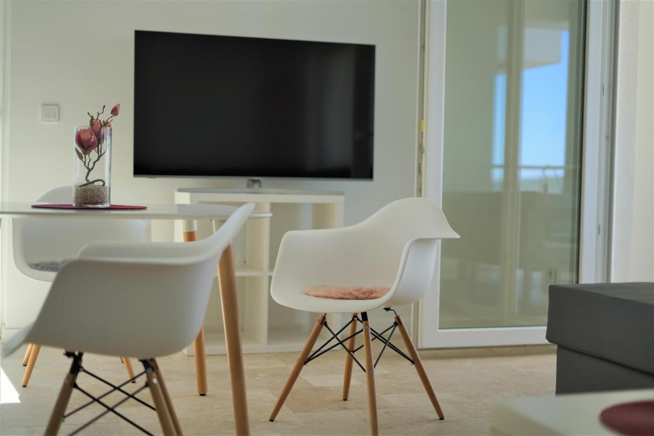 Villa M - Your Business & Holiday Apartment In Σίμπενικ Εξωτερικό φωτογραφία