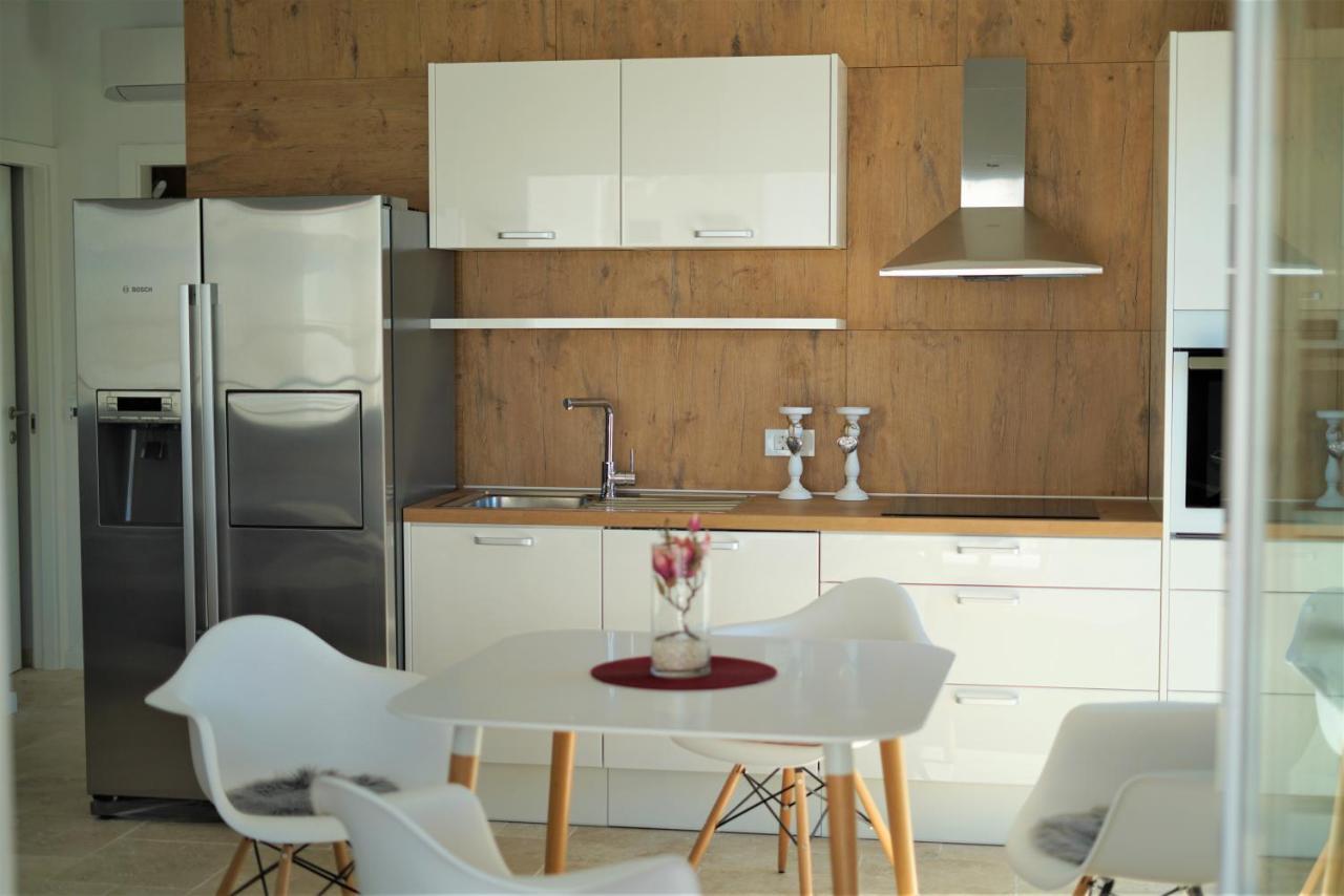 Villa M - Your Business & Holiday Apartment In Σίμπενικ Εξωτερικό φωτογραφία